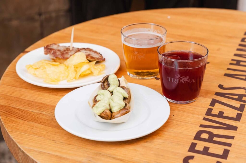 Gourmet tapas and wine tour in Sevilla