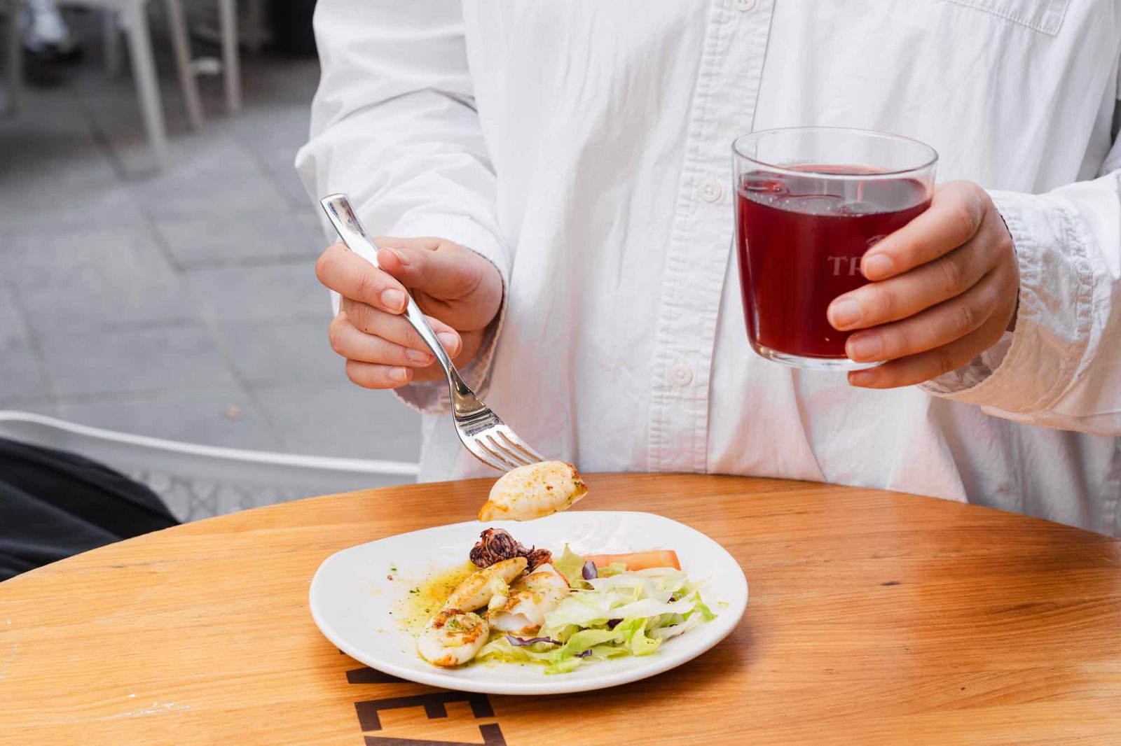 Gourmet tapas and wine tour in Sevilla